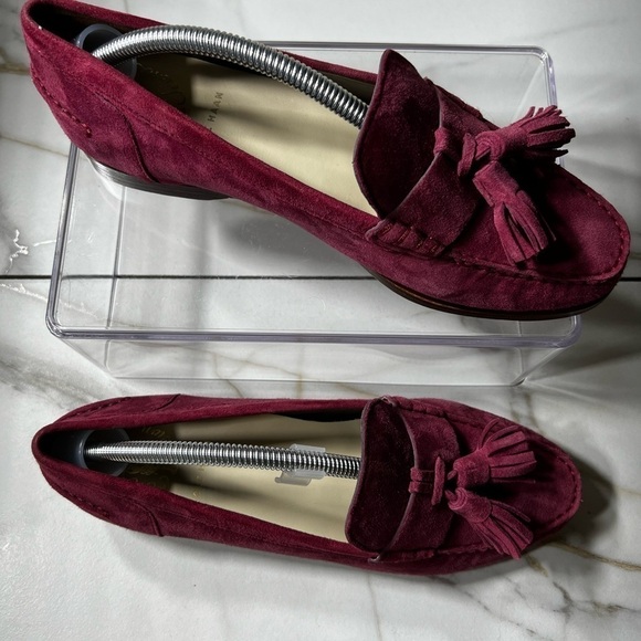 Cole Haan Grand OS Raspberry sueded Tassel loafers. Size 6.5B - Picture 2 of 7